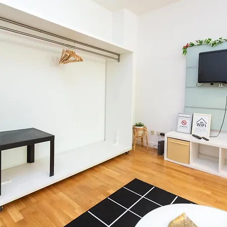 Fullhouse - Leipzig - N6 Jungle - Smarttv - Nespresso Apartment Exterior photo